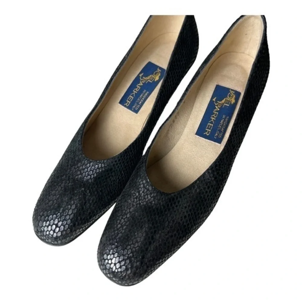 Joel Parker Black Snake Skin Vintage Block Heel pump Size 6AA
